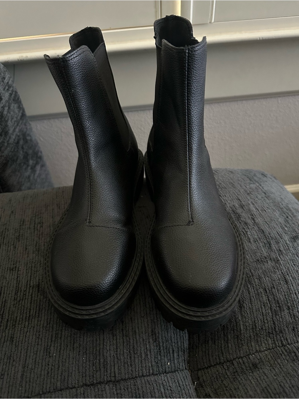 Arezzo Black Leather Boots - Minimal Pull-On Design